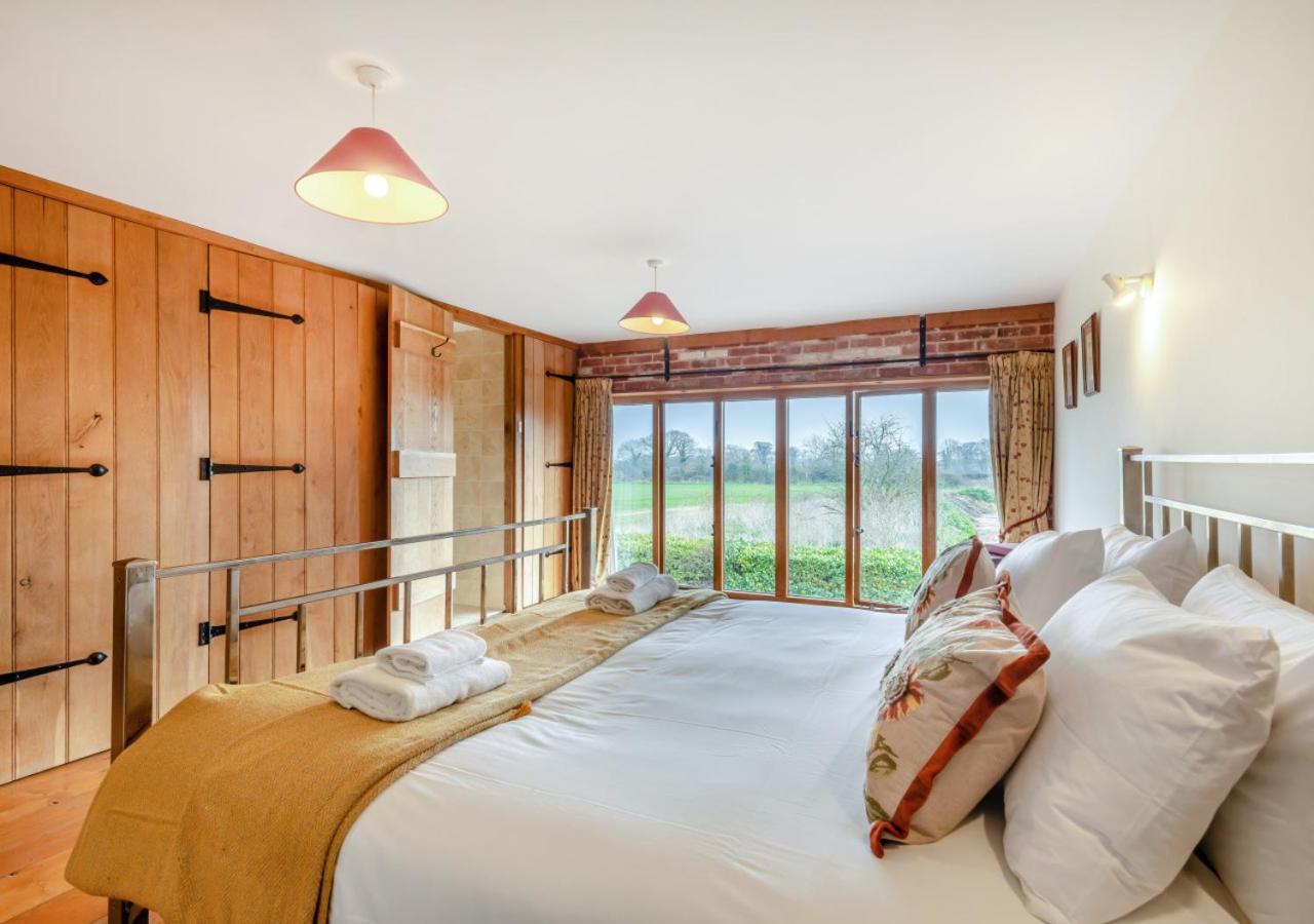 Вилла Elms Barn Wangford Экстерьер фото